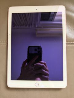 (Category: ) located in . Submitted by attacusatlas (Listing ID 1463637541, Image 1). Description: .