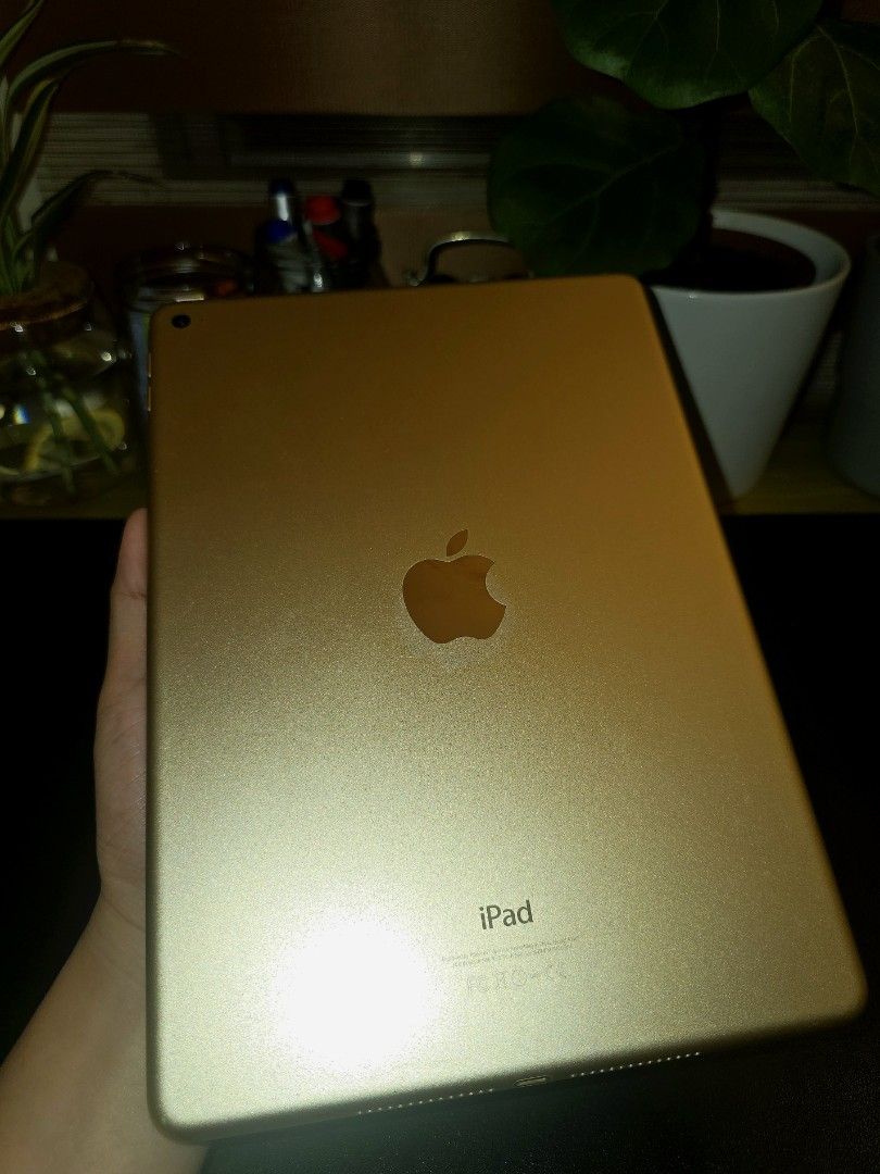 iPad Air 2 (Category: iPad) located in Lapu Lapu. Submitted by kai_prz (Listing ID 1463718516, Image 3). Description: UNIT SPECIFICATIONS Model: iPad Air 2 Storage: 16GB RAM: 2GB Connectivity: WiFi only Processor: Apple A8X OS: iPadOS 15 Screen Size: 9.7 inches (2048 x 1536 Retina Display) Camera: 8 MP iSight rear camera, 1.2 MP FaceTime HD front camera Color: Gold Battery: No issues Unlock: Thumbprint Comes with: - Charger & lightning cord with 