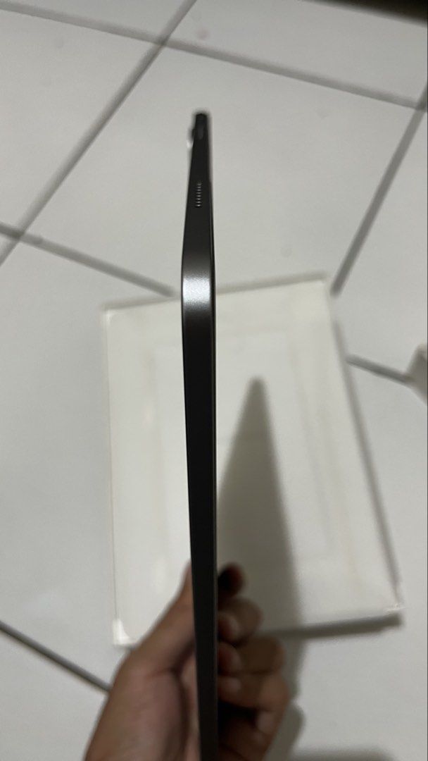 IPAD PRO M2 (Category: iPad) located in Seri Manjung. Submitted by zlkhafrraa (Listing ID 1463671778, Image 2). Description: Urgent! Wts ipad pro m2 Good condition .