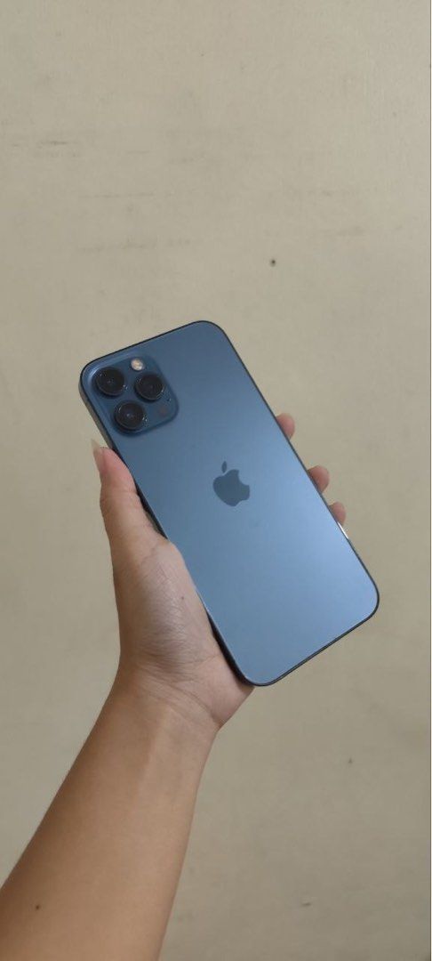 IPHONE 12 PROMAX (Category: iPhone 12 Series) located in Manila. Submitted by calmfalcon-6f5d (Listing ID 1463573298, Image 1). Description: IPHONE 12 PROMAX 128gb REPLACED LCD GX OLED WORTH 6800 REPLACED BATTERY (makunat) ISSUE FACE ID ONLY the rest all goods .