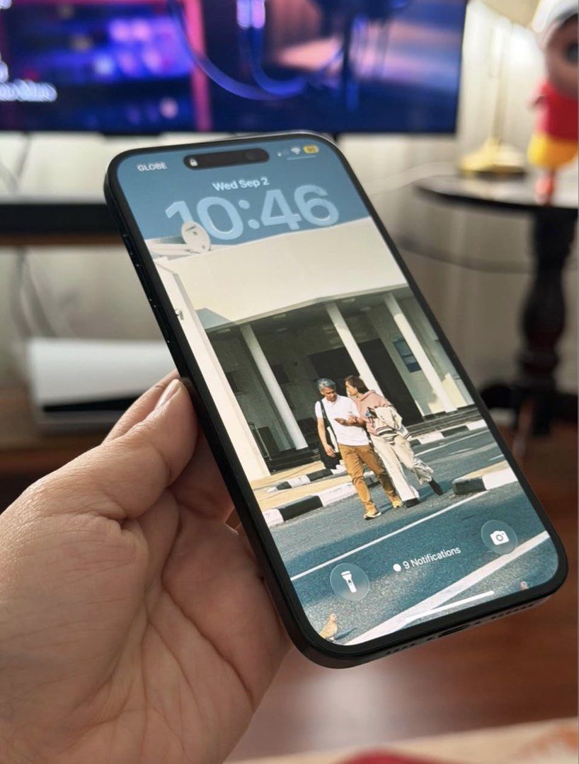 Iphone 15 plus 128gb (Category: iPhone 15 Series) located in Quezon City. Submitted by llyyccii (Listing ID 1463591564, Image 1). Description: Iphone 15 plus 128gb With box Openline Esim only US variant.