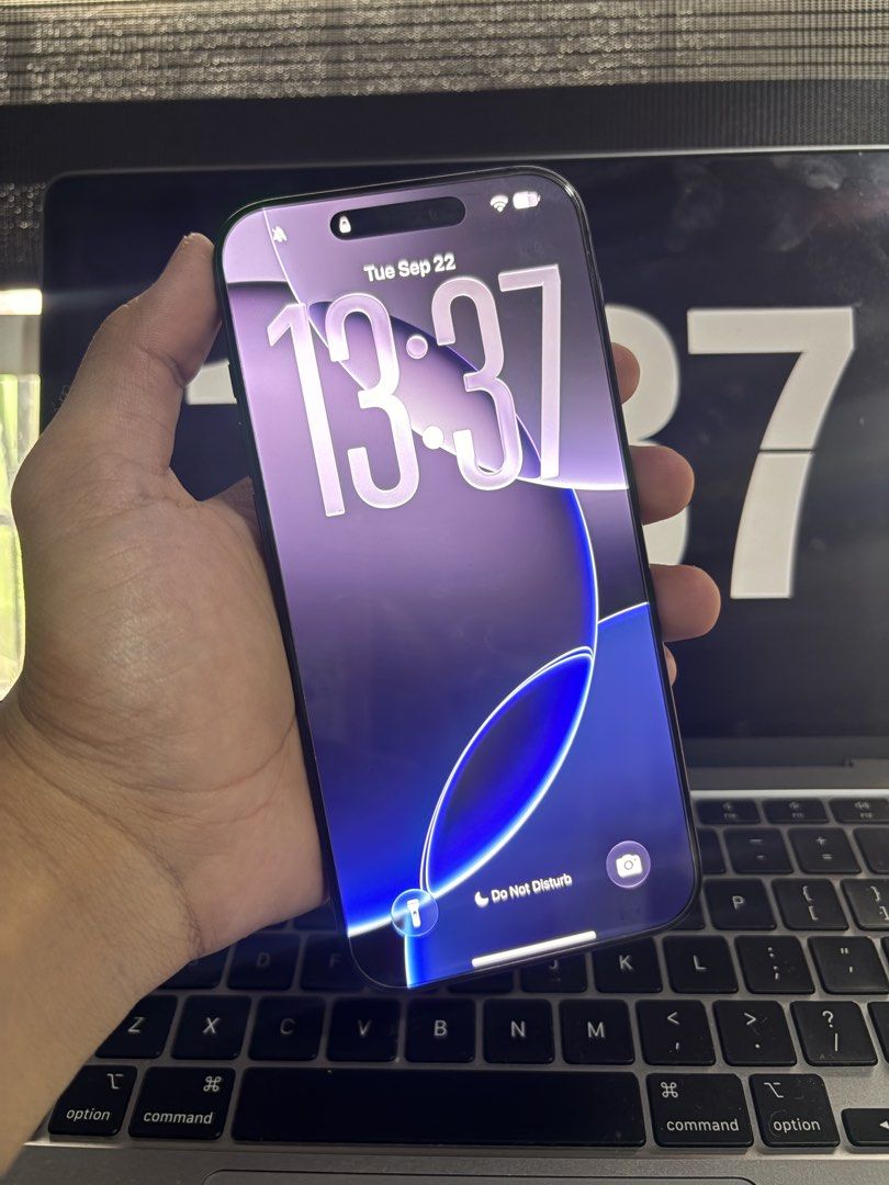 Iphone 16 Pro Max 256gb - US Variant - Complete Package (Category: iPhone 16 Series) located in Antipolo. Submitted by taycoowen77755 (Listing ID 1463559857, Image 3). Description: Swap or Sale IPHONE 16 Pro Max in Black Titanium - 256Gb - No issue - No dents - Good condition - Good as new - pwede pa sa maarte - unlimited check - 99% battey health 190+ cycle count - ALL WORKING - PERSONAL USED - 100% condition rate Note : Us variant esim only wif