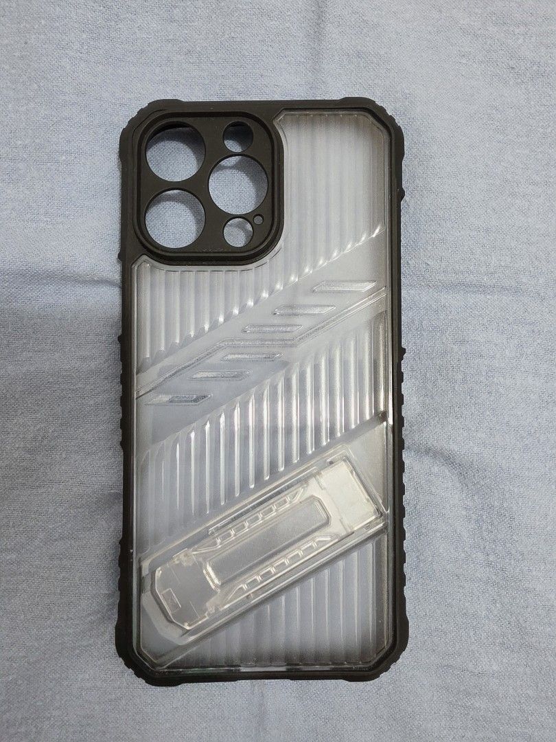 iphone 16 pro max (cases) (Category: Cases & Sleeves) located in Quezon City. Submitted by kenchanaa (Listing ID 1463701172, Image 3). Description: Selling my cases! - clear cases might have yellowing - meet-up only: SM North, Trinoma, Vertis North, MRT or LRT stations. - shipping: sf will depend, will have to check jnt, lalamove or grab/angkas express.