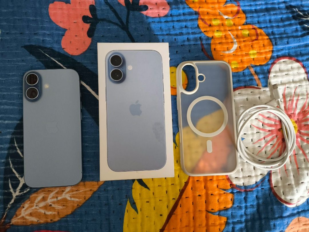 IPHONE 17 MIST BLUE-256GB (Category: iPhone 17 Series) located in Santa Rosa. Submitted by marco6377 (Listing ID 1463624525, Image 1). Description: For Sale Iphone 17 Mist Blue 256GB -99% Battery Health -No Sim Restrictions - No Issues, No Scratches, No Dents, and No Repairs - Under Warranty until Dec 2026 Inclusions: - Original Box same IMEI -Receipt - Original used USB C Cord - Case from Momax w/ receipt Unli check and reset upon meet up. Price