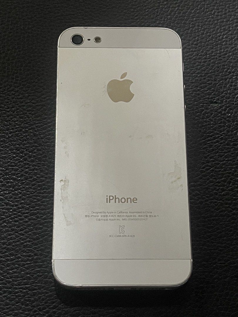 Iphone 5 partially working sold as parts (Category: Others) located in Manila. Submitted by rhongshunsee (Listing ID 1463701232, Image 3). Description: iPhone 5 16Gigs for parts LCD Touch issues on left portion might need replacement But logic board, call text WiFi charging still fully working Battery is good No ICloud ID already factory reset and signed out Recommended for technician who have know how of Iphone Parts Once purchased after meetup 