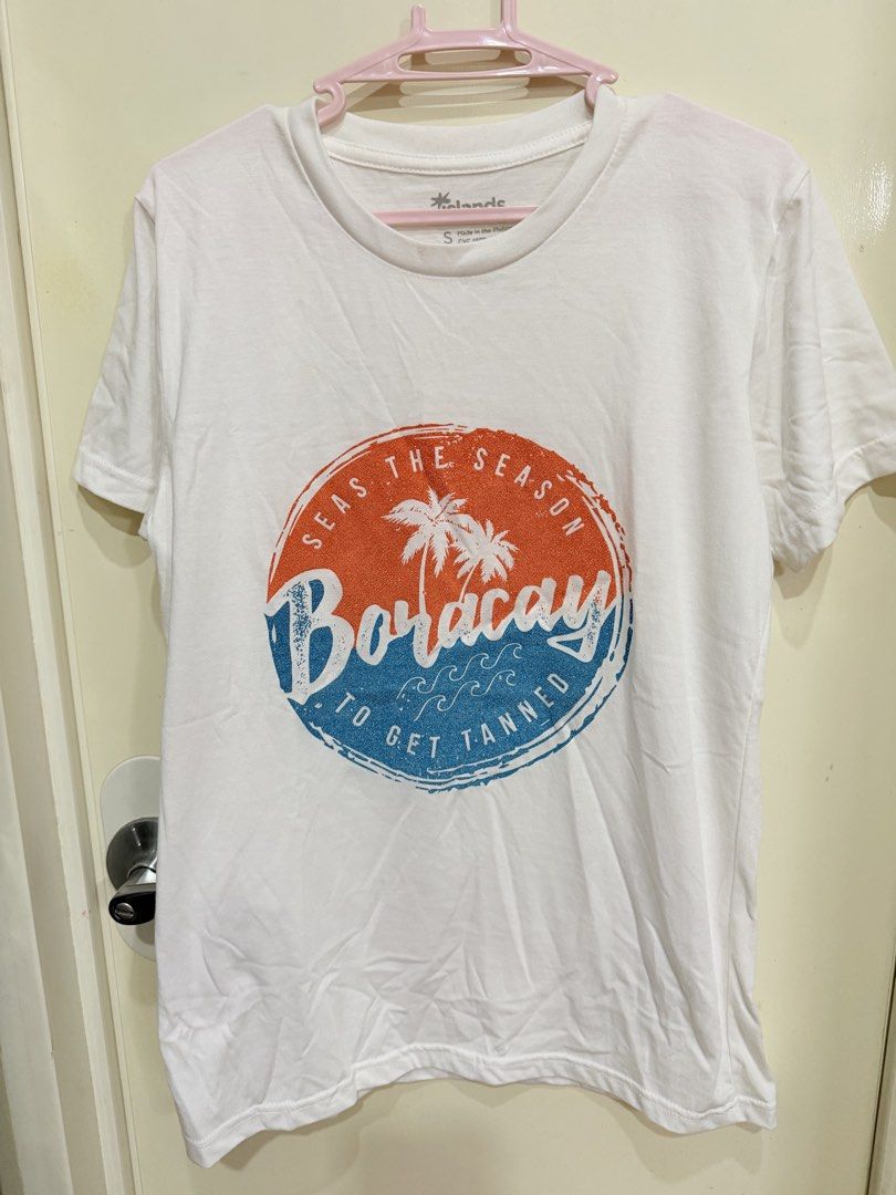Islands Boracay tshirt (Category: Tshirts & Polo Shirts ) located in Manila. Submitted by hellokittyjhoe (Listing ID 1463698235, Image 1). Description: Bought in Boracay but gave me wrong size.