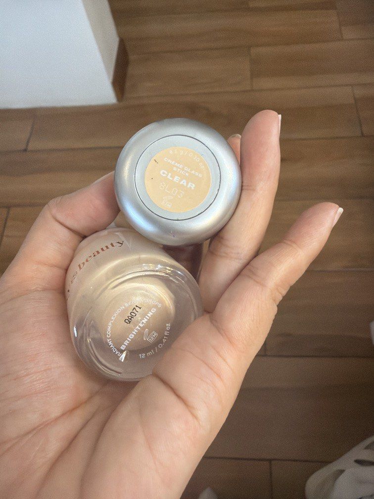 Issy and lucky beauty highlighters (Category: Makeup) located in Quezon City. Submitted by destashingmycloset (Listing ID 1463580103, Image 2). Description: .