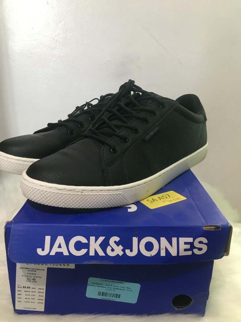 Jack & Jones Black Sneakers (Category: Sneakers) located in Manila. Submitted by vincent.seller (Listing ID 1463616117, Image 3). Description: - Brand: Black Jack & Jones - Style: Lace-up sneakers - Sole: White - Size: EU 42 - Condition: Comes with original box and tags.