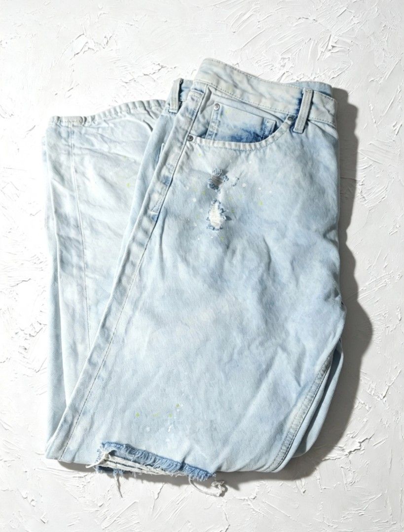 Jack & Jones Jeans Intelligence Eric Tapered Fit (Category: Jeans) located in Manila. Submitted by iceman_17 (Listing ID 1463703875, Image 1). Description: Jack & Jones Jeans Intelligence Eric Tapered Fit S 36 Denim Stark Jeans.