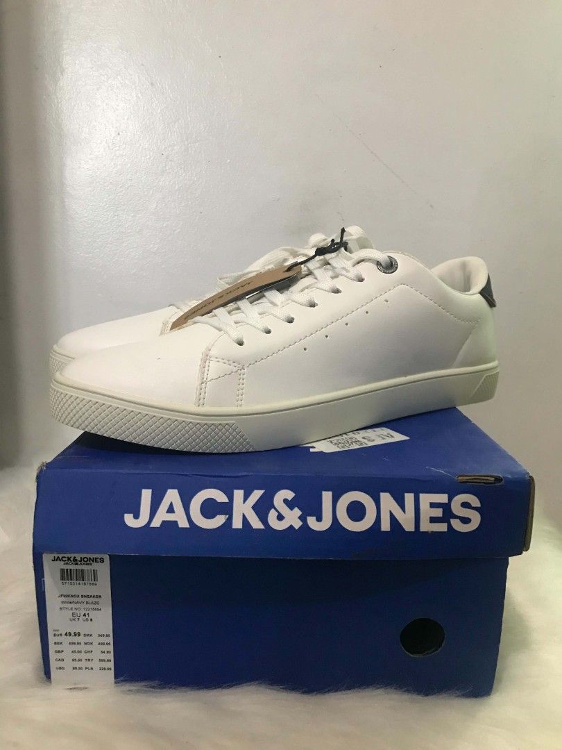 Jack & Jones White Sneakers (Category: Sneakers) located in Manila. Submitted by vincent.seller (Listing ID 1463618902, Image 3). Description: - Classic white Jack & Jones sneakers - Lace-up closure - Simple and clean design - Ideal for everyday wear - Includes original box - Brand new with tags attached.