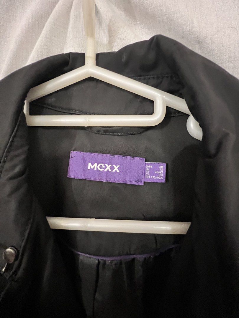 Jacket （分類：外套及戶外衣服）位於 Hong Kong。 由 youwantit 提交（商品編號 1463704442，圖片 5）。簡介： 49cm shoulder 50cm chest 86cm length 。