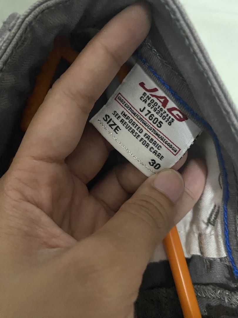 JAG Jeans J7605 Grey Size 30 (Category: Jeans) located in Quezon City. Submitted by golden.dclosets (Listing ID 1463710910, Image 1). Description: - Grey JAG jeans, model J7605 - 100% Cotton, Imported Fabric - Size 30 Waist - Classic Five-Pocket Styling - Zipper Fly with Button Closure - Ideal for Casual Wear - Versatile Color.