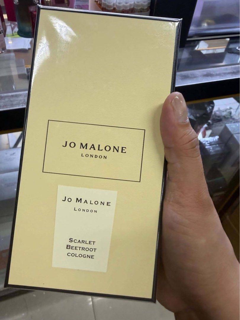 JO MALONE SCARLET BEETROOT | PREMIUM QUALITY (Category: Fragrance & Deodorants) located in Quezon City. Submitted by embere_shop (Listing ID 1463610292, Image 1). Description: 📌 Perfect for yourself or as a gift! ✨ Whether you’re treating yourself or looking for a gift for birthdays and any special occasion, this is a great choice. 💗 The scent is very close to 0G and long-lasting, perfect if you want something that smells premium without going 