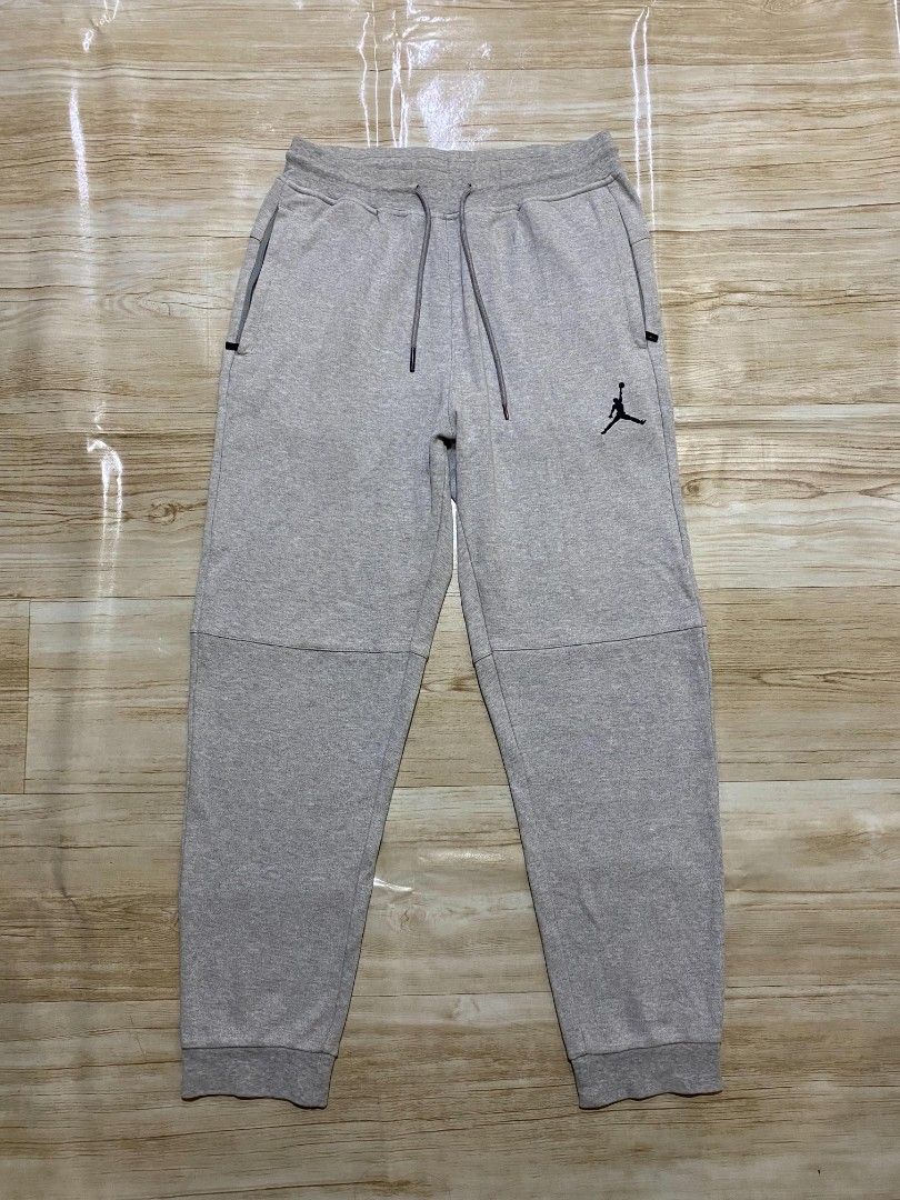 Jordan (Category: Joggers) located in Manila. Submitted by jihan.nunez_8 (Listing ID 1463640807, Image 1). Description: W28 up L39 no issue.