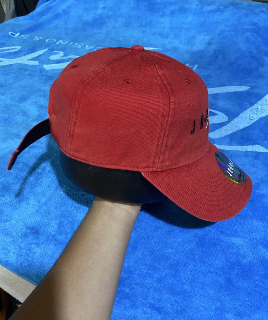 Jordan cap (Category: Caps & Hats) located in Cebu City. Submitted by jerianix (Listing ID 1463609470, Image 3). Description: Jordan dadhat One size Good condition No issues .
