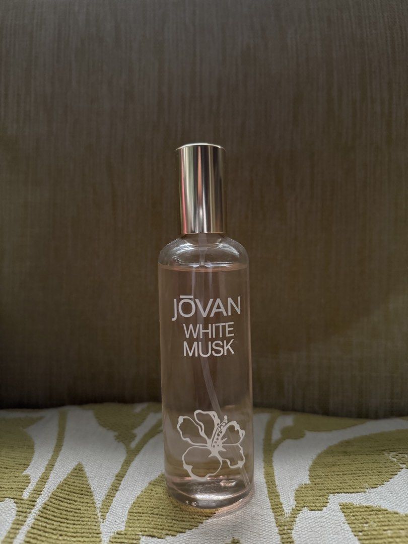 Jovan White Musk Perfume Mist (Category: Fragrance & Deodorants) located in Mandaue City. Submitted by jia.vi (Listing ID 1463694038, Image 1). Description: - Jovan White Musk Perfume Mist - few sprays missing - comes with its box .