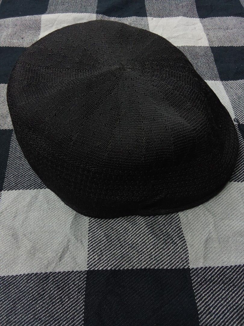 Kangol Black Baseball Cap Hat (Category: Caps & Hats) located in Polomolok. Submitted by timog_high_ice_v2 (Listing ID 1463608092, Image 3). Description: - Classic black Kangol cap - Iconic embroidered kangaroo logo on the back - Made with a textured fabric - Versatile for everyday wear - Simple and stylish design - Fits most head sizes Super Bet ❤️.