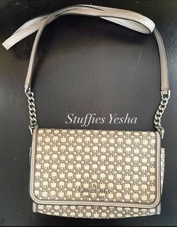 (Category: ) located in . Submitted by stuffiesyesha (Listing ID 1463628543, Image 1). Description: .