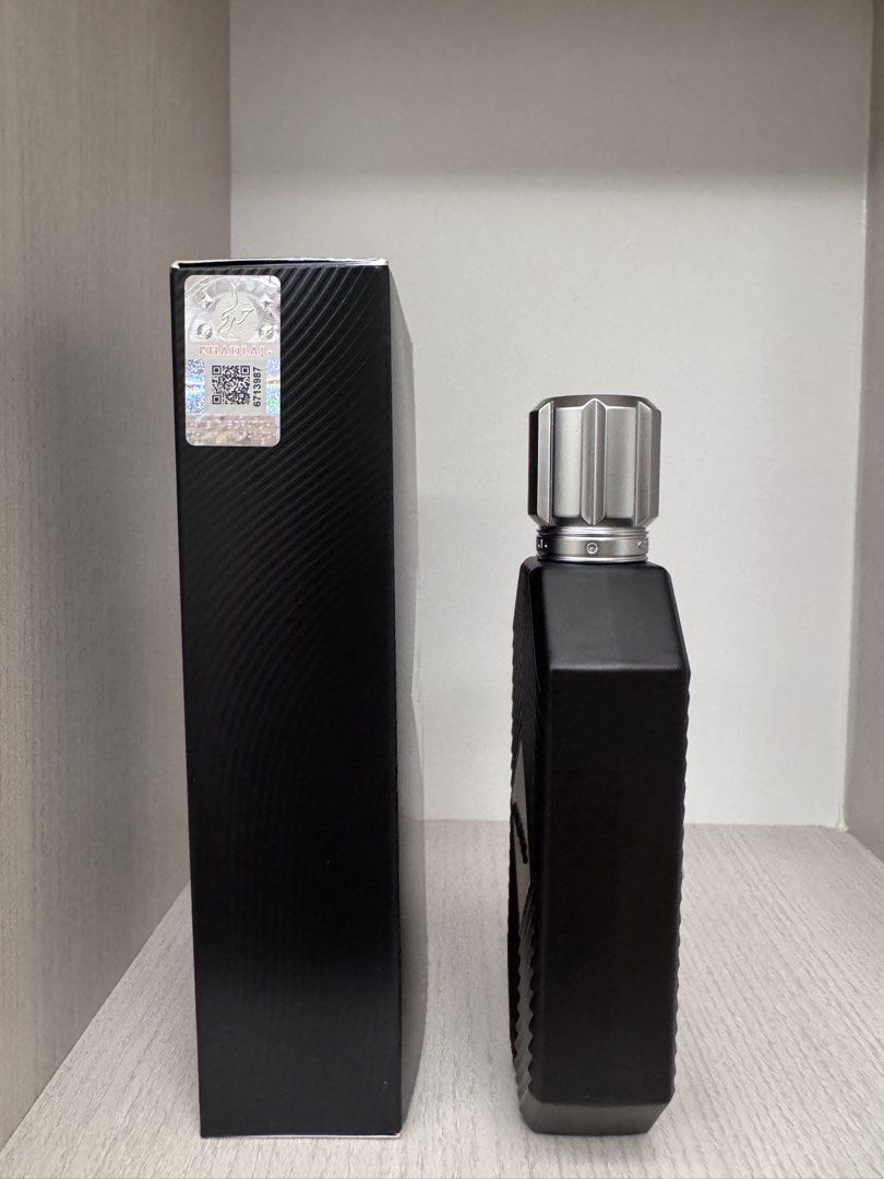 Khadlaj Onyx Silver Eau de Parfum 100ml (Category: Fragrance & Deodorants) located in San Juan City. Submitted by lamawears (Listing ID 1463688902, Image 3). Description: - Original, purchased from spee store dubai shop baliuag - sprayed ONCE only to smell, but I already have a similar scent - package has authentication code.