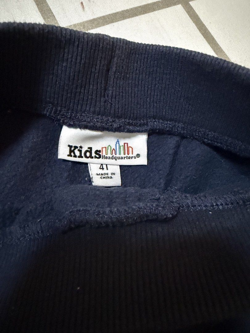 Kids Headquarters Jogger Pants (Category: Babies & Kids Fashion) located in Mexico. Submitted by kjoybernabe (Listing ID 1463590557, Image 2). Description: - 300 for Two pairs - Colors: Navy blue and Grey - Size: 4 - Features: Elastic waistband with drawstring, ribbed cuffs - Ideal for: Everyday wear and playtime - RFS: Outgrown.