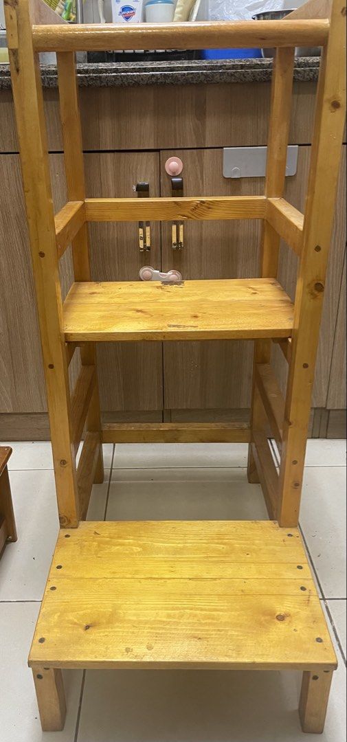 Kids Learning Tower (Category: Other Kids Furniture) located in Quezon City. Submitted by sagesavvychic (Listing ID 1463585601, Image 1). Description: Height adjustable Bought new for Php 2.5K at FB Marketplace (3rd to 5th pics) Actual pics - 1st and 2nd Used with care RFS: Outgrown by my child Shipping care of buyer Thank you! ☺️.