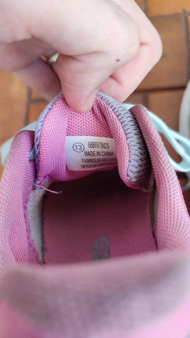 Kids' Running Shoes Size 13 (Category: Babies & Kids Fashion) located in Quezon City. Submitted by rapstoreph (Listing ID 1463586783, Image 3). Description: - Kids' running shoes - Size: 13 - Color: Gradient pink to purple and light blue - Style: Lace-up sneakers - Origin: Made in China - Ideal for: Everyday wear or light sports location san pablo city laguna.