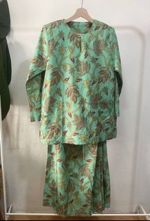 (Category: ) located in . Submitted by thearacollection (Listing ID 1463563872, Image 1). Description: .