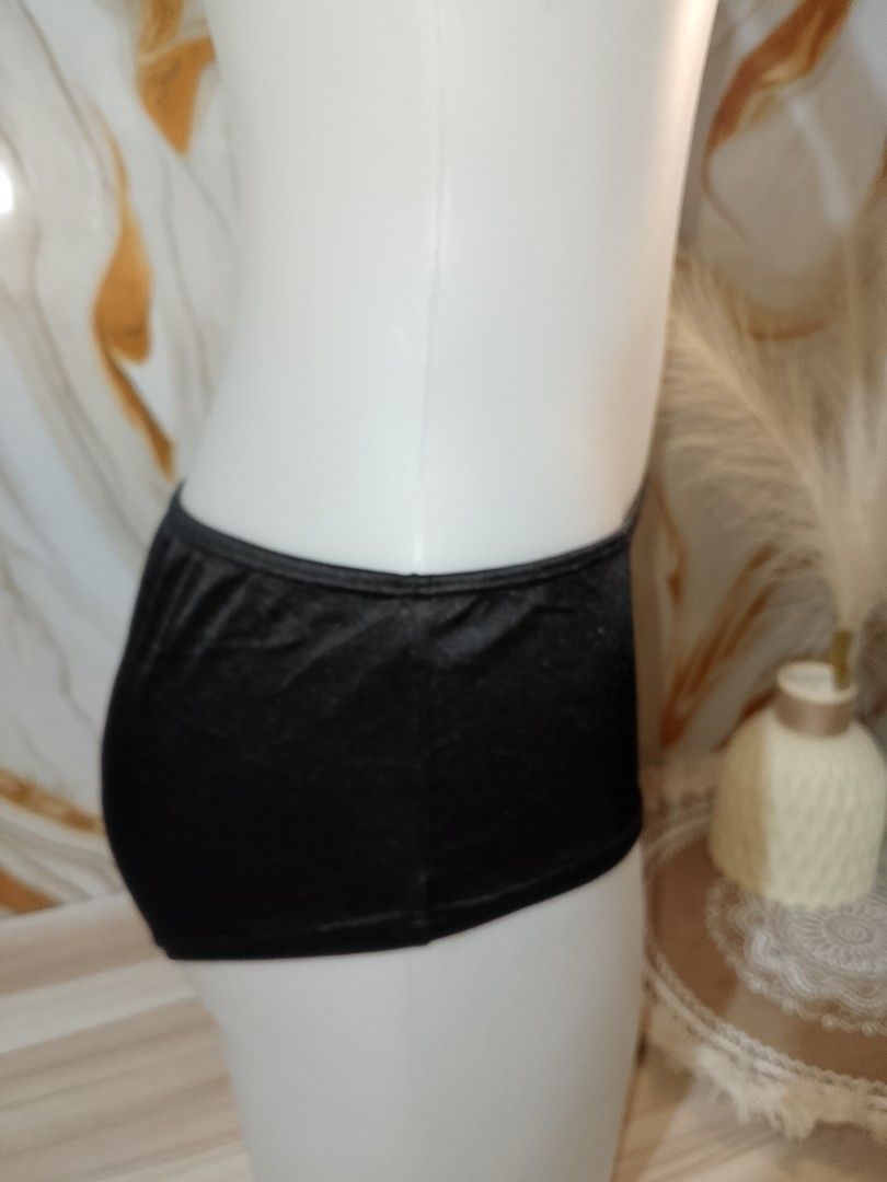 L: Batman satin large black panty (Category: Undergarments & Loungewear) located in Manila. Submitted by truecrystal-1407 (Listing ID 1463669023, Image 3). Description: .