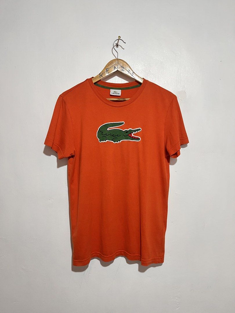 Lacoste biglogo (Category: Tshirts & Polo Shirts ) located in General Santos City (Dadiangas). Submitted by renziieeeee (Listing ID 1463690133, Image 1). Description: Lacoste biglogo Size 3 small Medium in wmen 18x26 In a good condition.
