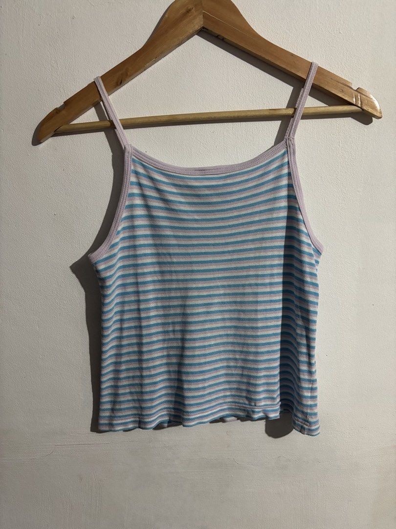 Lacoste Striped Tank Top (Category: Sleeveless) located in Naga. Submitted by ajrc.shop (Listing ID 1463674312, Image 2). Description: Lacoste camisole ✅Size: S ✅Width: 14 ✅Length: 19 ✅Color Rate: 9/10 ✅Issue: Cut washtag ✅Need Wash ✅Location: Bicol Naga City, Camarines Sur ✅Courier: J&T Express/Flash Express ✅MOP: Gcash only.
