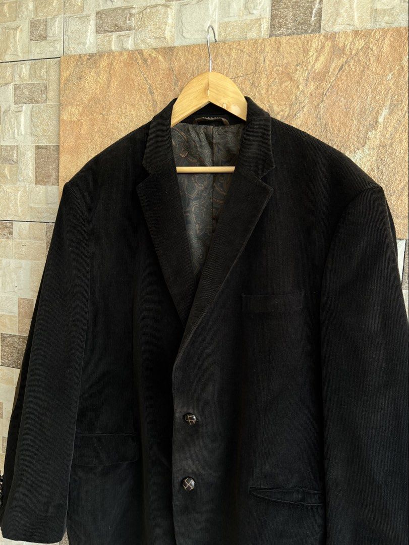 LAUREN RALPH LAUREN - CORDUROY LINED BLAZER (Category: Luxury Apparel) located in Bacolod City. Submitted by timelessbyjosh (Listing ID 1463626621, Image 2). Description: BEST FOR FORMAL OUTFITS SIZE : 46R ACTUAL COLOR : CHOCO BROWN COLOR RATE : 9 OUT OF 10 CONDITION : NEAR NEW MATERIAL : 100 % COTTON MADE IN : CHINA FLAWS : NONE DIMENSIONS LENGTH - 32 ( FRONT ) & 30 ( BACK ) WIDTH ( ARMPIT TO ARMPIT ) - 24. 5 SHOULDER TO SHOULDER - 23 SLEEVE LEN