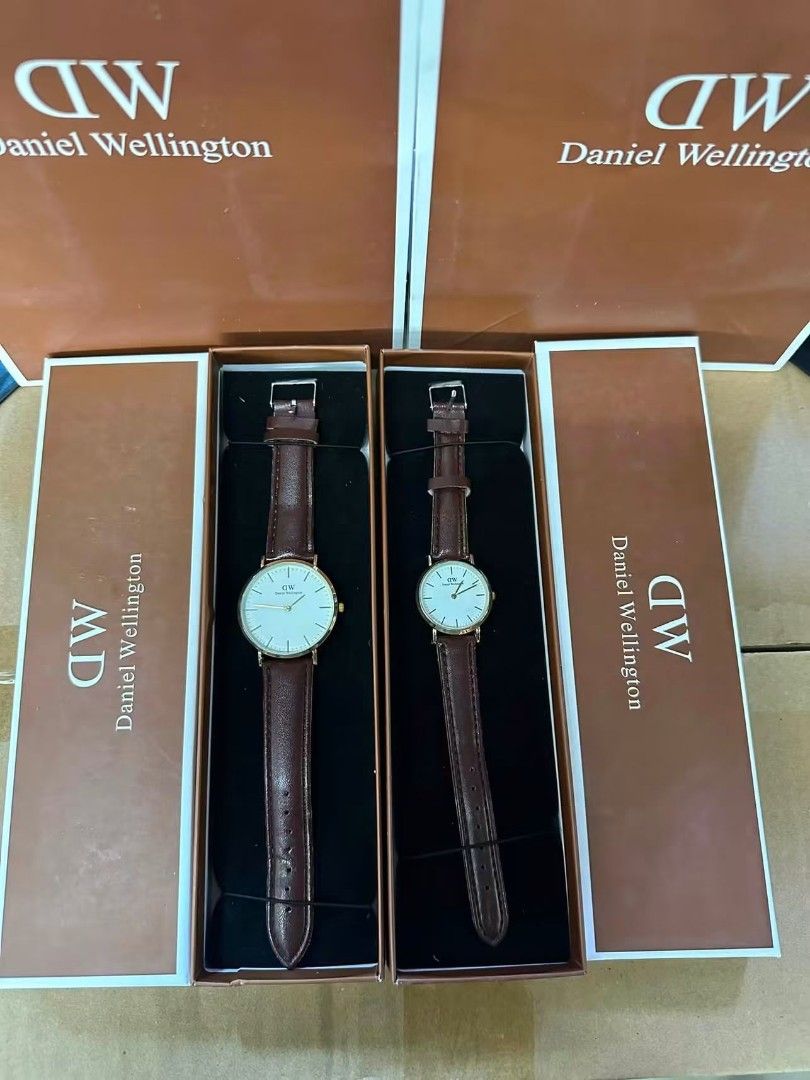 Leather strap couple set with box and paperbqg (Category: Men's Watches) located in Manila. Submitted by chellesshop (Listing ID 1463618913, Image 2). Description: .