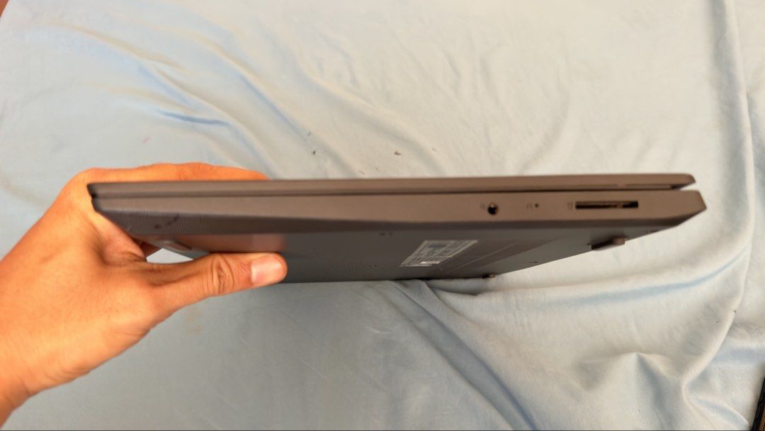 Lenovo ideapad slim 3 (Category: Laptops & Notebooks) located in Pateros City. Submitted by crushervappliances (Listing ID 1463594387, Image 3). Description: 💻 FOR SALE: LENOVO IDEAPAD SLIM 3 | CORE i3 10TH GEN | 1TB STORAGE 🔥 RARELY USED | NO ISSUES | Selling my personal Lenovo IdeaPad Slim 3 laptop. Rarely used and in good working condition. Perfect for students, office work, online classes, browsing, and everyday use! 💻 LAPTOP SPECIFICATION