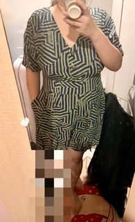 (Category: ) located in . Submitted by glittergold (Listing ID 1463676680, Image 1). Description: .