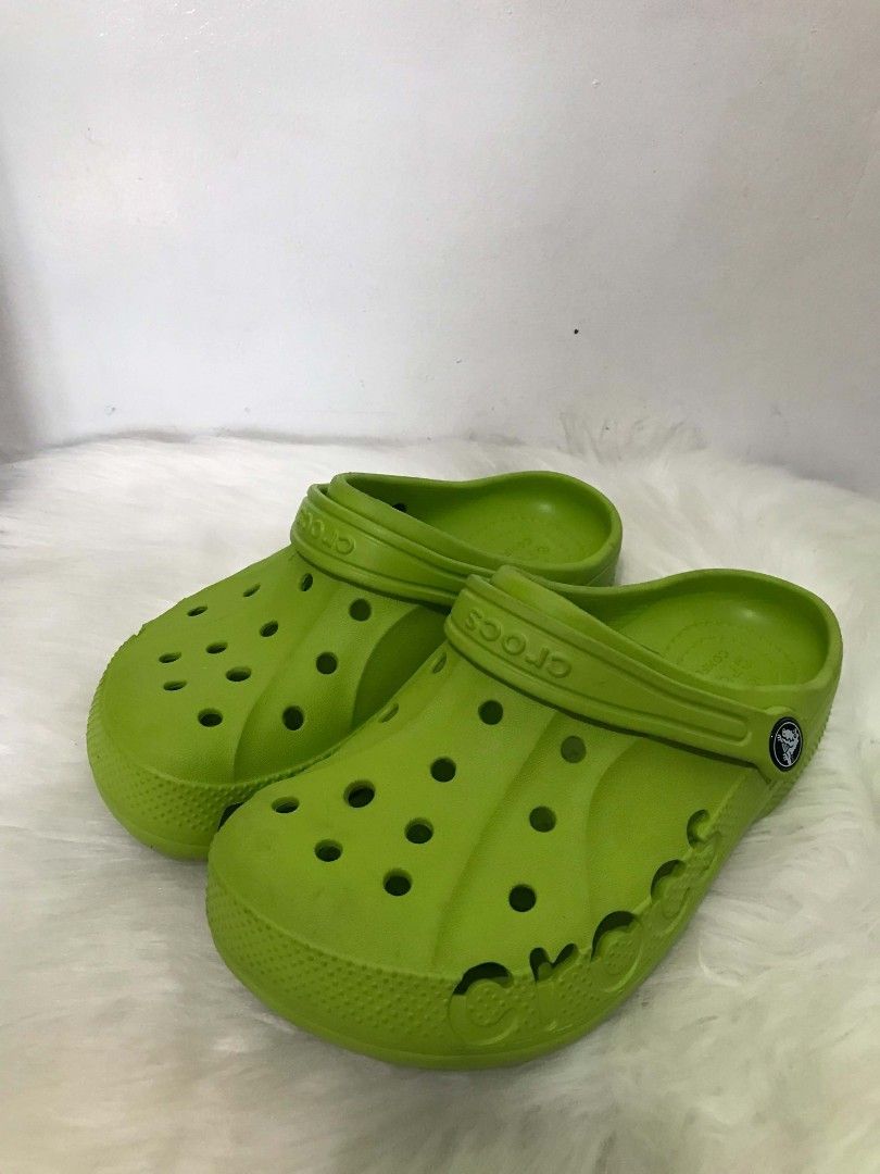 Lime Green Crocs Classic Clogs (Category: Slippers & Slides) located in Manila. Submitted by vincent.seller (Listing ID 1463604056, Image 3). Description: - Classic Crocs clogs in a vibrant lime green. - Easy slip-on and off design. - Ideal for casual outings or gardening. - Features ventilation holes for breathability. - Known for comfort and durability. - Adds a fun splash of color to your footwear collection..