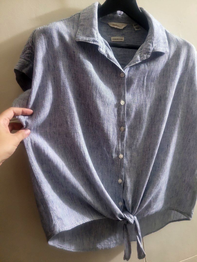 LINEN Weatherproof Top (Category: Blouses) located in Los Banos. Submitted by lopecruz (Listing ID 1462798123, Image 2). Description: 21"armpit laid flat 23"length like new cream M-L.
