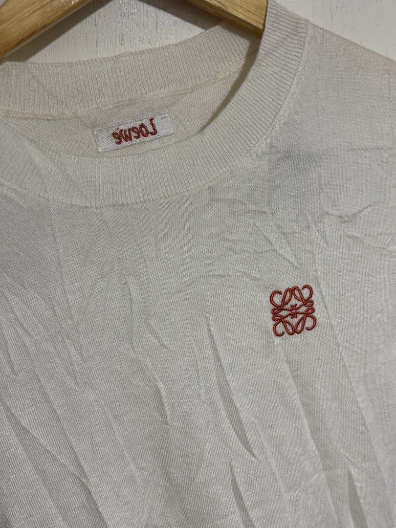 Loewe Knit Shirt (Category: Activewear) located in Naga. Submitted by unknwnstreetwear (Listing ID 1463556118, Image 3). Description: NO ISSUE CUT NECKTAG WIDTH-17 INCHES LENGTH-23 INCHES.