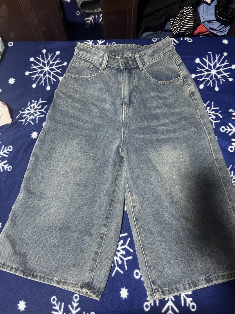 Long Jorts (Category: Other Bottoms) located in Mercedes. Submitted by sevendeadlyseans (Listing ID 1463623724, Image 3). Description: Waist: 25 in / 63.5cm. Length: 30 in / 76.2 cm. Gcash only. No cod. .
