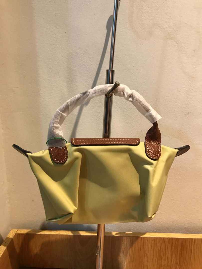 Longchamp Le Pliage Mini Pouch in Pistachio - 🇯🇵 (Category: Purses & Pouches) located in Quezon City. Submitted by baddiez_closett101 (Listing ID 1463600580, Image 3). Description: NOW ACCEPTING PRE-ORDERS FROM LONGCHAMP JAPAN 3-5 DAYS ETA 🤍SALE ‼️ ONE OF THE LOWEST PRICE IN THE MARKET FOR OUTLET PIECES ☘️ SUCH A STEAL! 🌺 Authentic outlet piece — Sourced in Longchamp Japan outlet. Availale in different colors, designs, and sizes (Small, Mediu