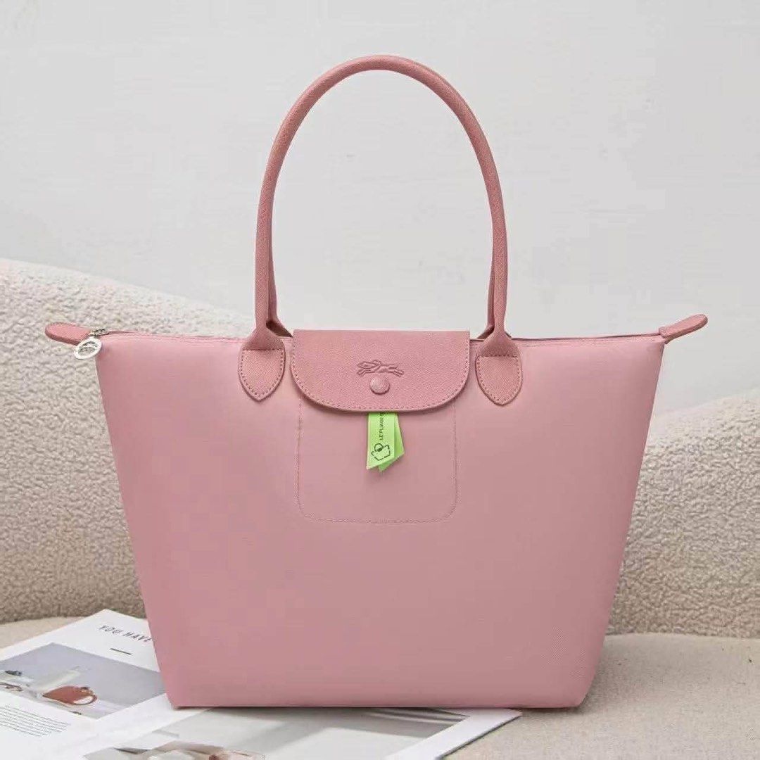 Longchamp Tote bag (Category: Tote Bags) located in Manila. Submitted by magicmike08 (Listing ID 1463574796, Image 3). Description: Brand new Long Champ Tote Bags 1200 Php.