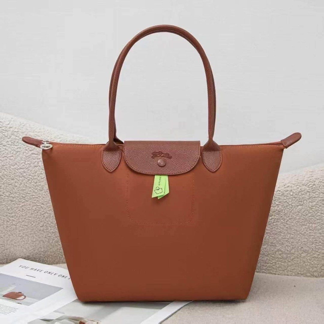 Longchamp Tote bag (Category: Tote Bags) located in Manila. Submitted by magicmike08 (Listing ID 1463574796, Image 2). Description: Brand new Long Champ Tote Bags 1200 Php.