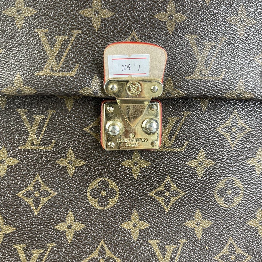 Louis vuitton backpack (Category: Luxury Bags & Wallets) located in San Fernando. Submitted by sapatusannisean (Listing ID 1463591259, Image 2). Description: .