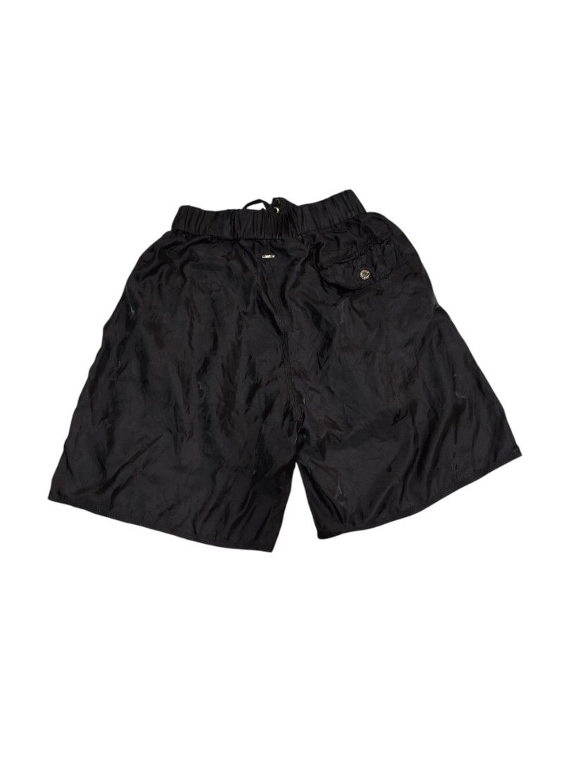 Louis Vuitton Black Monogram short (Category: Shorts) located in Bayombong. Submitted by Gentlemans_ClosEt (Listing ID 1463640780, Image 3). Description: LOUIS VUITTON BLACK MONOGRAM SHORT WAISTLINE SIZE: 28-32 LENGTH: 19 EXCELLENT CONDITION NO ISSUE.