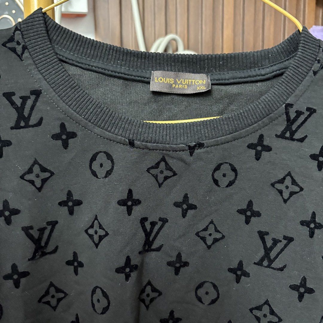 Louis Vuitton Long Sleeves (Category: Sets & Coordinates) located in Quezon City. Submitted by lushselection (Listing ID 1463647425, Image 2). Description: Selling it as is Fabric: Cotton & Gamuza?.