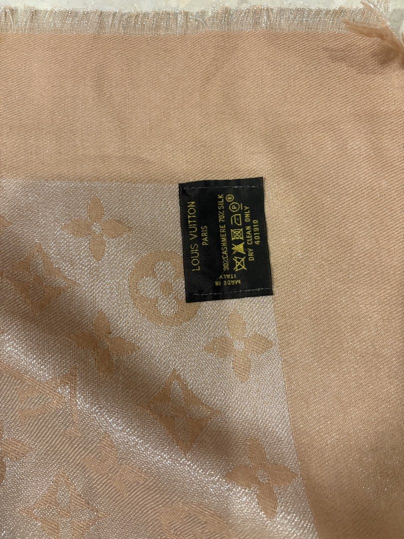 Louis Vuitton Monogram logo Scarf (Category: Luxury Accessories) located in Bacolod City. Submitted by moboandmoga (Listing ID 1463638835, Image 3). Description: Louis Vuitton Monogram logo Scarf Excellent Condition.