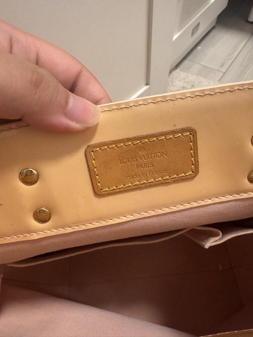 Louis Vuitton Monogram Vernis Tote Bag (ORIGINAL) (Category: Luxury Bags & Wallets) located in Antipolo. Submitted by nathshn_ (Listing ID 1463656137, Image 3). Description: - Authentic Louis Vuitton Monogram Vernis tote bag - Chic light pinkish hue - Durable leather handles and trim - Functional interior pockets - Elegant gold hardware details - Crafted in France - Ideal for everyday elegance and practicality Flaw: Has pen stains inside (bottom 