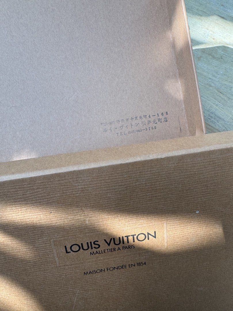 Louis Vuitton Packaging Boxes Set (Category: Luxury Bags & Wallets) located in Naga. Submitted by ehloysah (Listing ID 1463588308, Image 2). Description: Take all for 2500 (except for 1 small on top of the right stack, not available anymore) - Set of authentic Louis Vuitton packaging boxes - Includes various sizes, perfect for small items or gift packaging - Boxes are clean and sturdy - Some boxes display the iconic LV logo - Excellent for collec