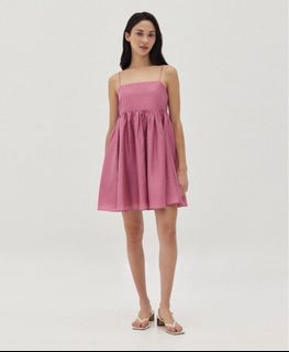 (Category: ) located in . Submitted by shopdolce (Listing ID 1463624946, Image 1). Description: .