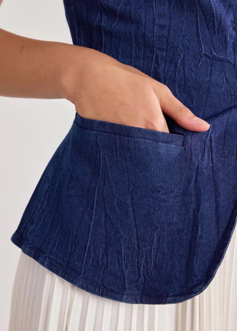Love Bonito Denim Long Camisole - SMALL (Category: Sleeveless) located in Quezon City. Submitted by wuppinn (Listing ID 1463631501, Image 3). Description: •Bought for ₱ 2,790 •No damage •Rfs: not my fashion •Removed tag & washed but never used yet.