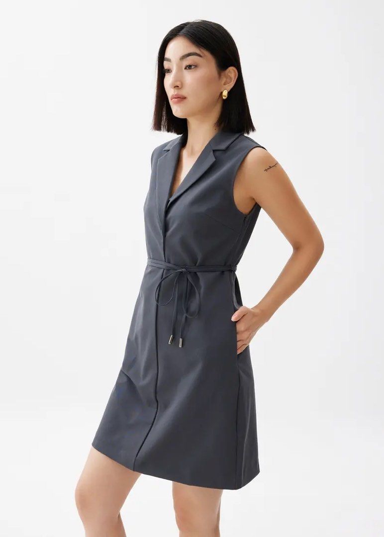 Love Bonito Tailored Collared Column Mini Dress - Grey (Category: Dresses) located in General Trias. Submitted by irezumiclo (Listing ID 1463678498, Image 1). Description: Used once Small Soldout online and in stores Rfs: lost weight.